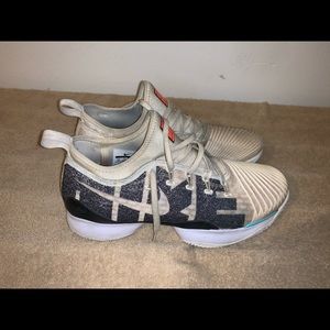 Nike air zoom ultra react